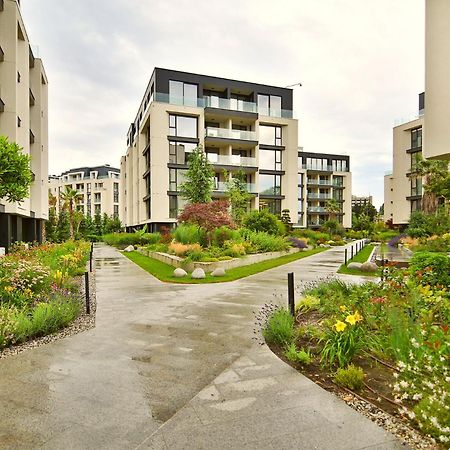 Sea Flats With Parking And Pool In Azur Residence Saints Constantine and Helena ภายนอก รูปภาพ